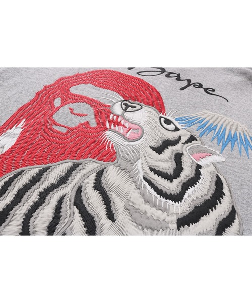 A BATHING APE パーカー TIGER SOUVENIR ZIP HOODIE メンズ