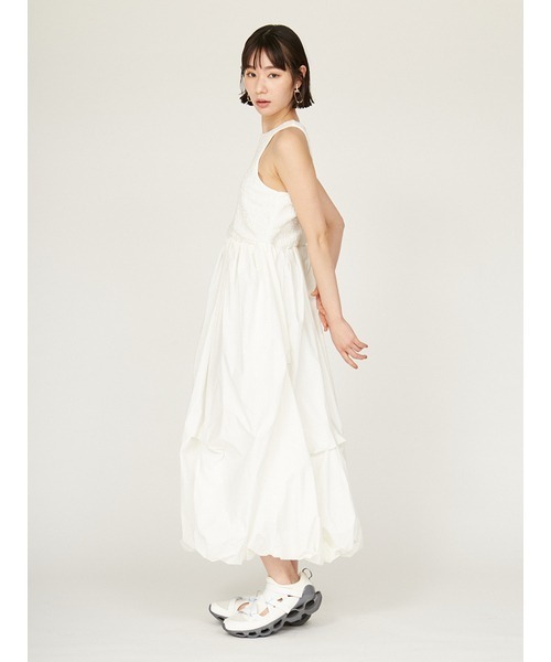 emmi ワンピース 膨れジャガードカットドッキングワンピース