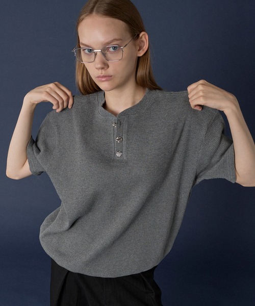 ONCILY（オンシェリー） tシャツ SILVER BUTTON HENRY NECK THERMAL T