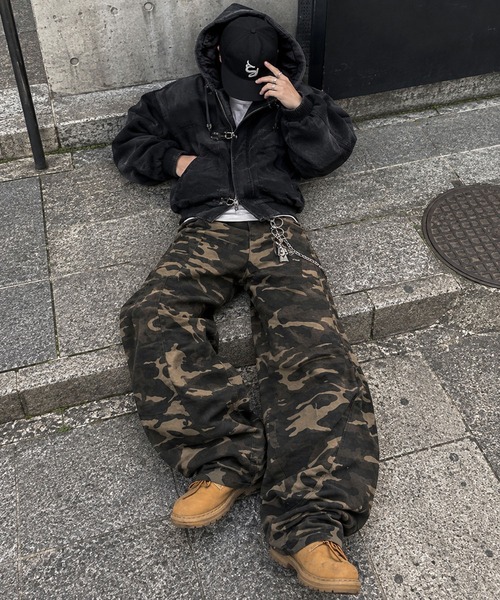 SPINNS（スピンズ） ワイドパンツ パンツ カモフラージュ柄バルーン