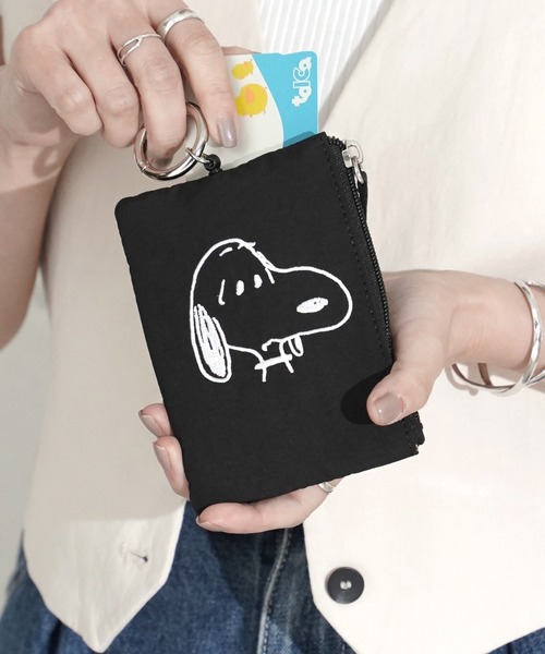 Vintage PEANUTS パスケース 09”「Vintage PEANUTS」どっちにも伸