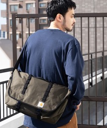 【楽天カード分割】 Carhartt ショルダーバッグ メッセンジャーバッグ メンズ メッセンジャーバッグ