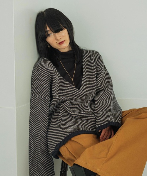 Aphlotus セーター ニット Wジャガード ディープVネック グラフィック