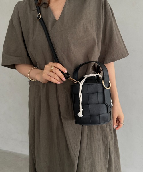 ショルダーバッグ バッグ 2way 編み込みレザーショルダーバッグ