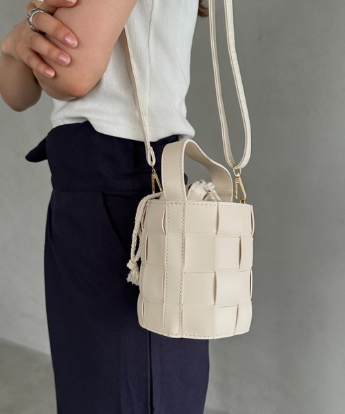 ショルダーバッグ バッグ 2WAY編み込みシリンダーバッグ