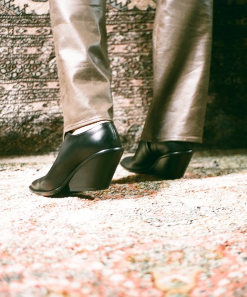 UNTISHOLD（アンチショルド） ブーツ Naty -2 Leather レディース