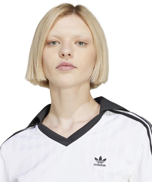 ADIDAS ORIGINALS☆クロップド Tシャツ Vネック ポロシャツ 韓国 ADIDAS ORIGINALS☆クロップド Tシャツ Vネック ポロシャツ 韓国