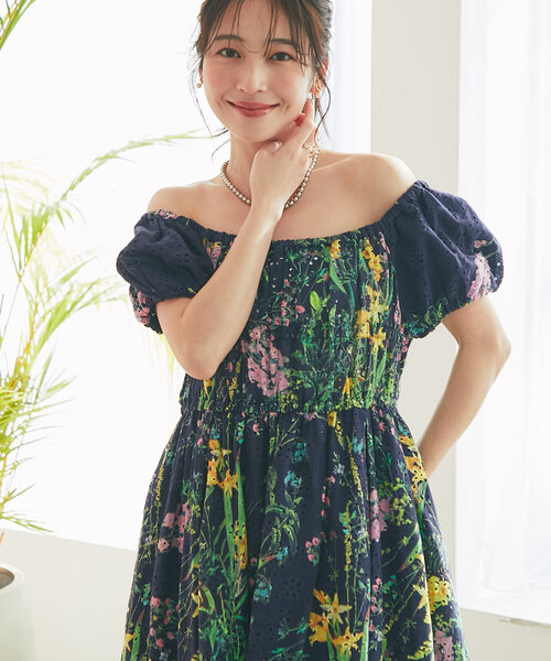 0【美品】efla フラワープリント　エアリーワンピース　日本製 efla(エフラ)公式通販｜フラワーモチーフプリントワンピース