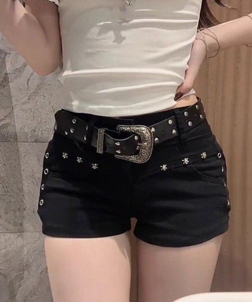 【送料込】Dig Deep スカル スタッズ ショートパンツ Y2K 00s lilful ジーンズ デニム デニムパンツ スカルスタッズ付き ハイ