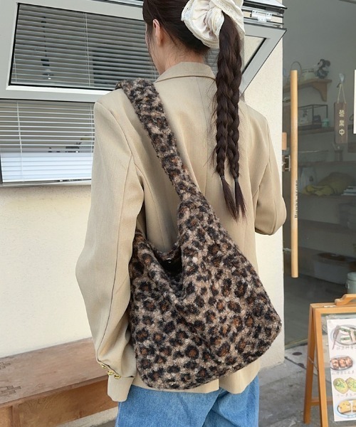 トートバッグ もこもこレオパードトートバッグ レディース : ZOZOTOWN