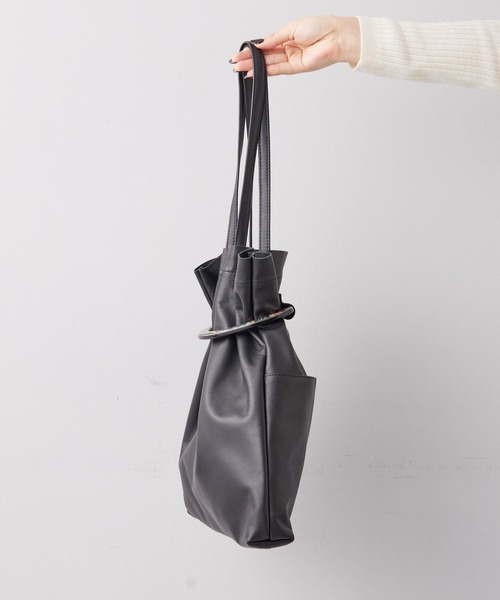 ear PAPILLONNER トートバッグ新品 ear PAPILLONNER（イア パピヨネ） トートバッグ 「ポケット8個