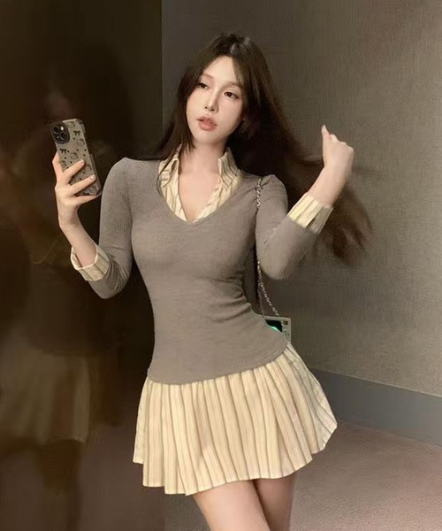 AsheKsha ワンピース フェイクツーピースのスリムシルエットワンピース