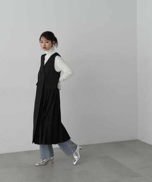 「N.（N. Natural Beauty Basic）」 サロペットスカート MEDIUM ベージュ レディースの画像