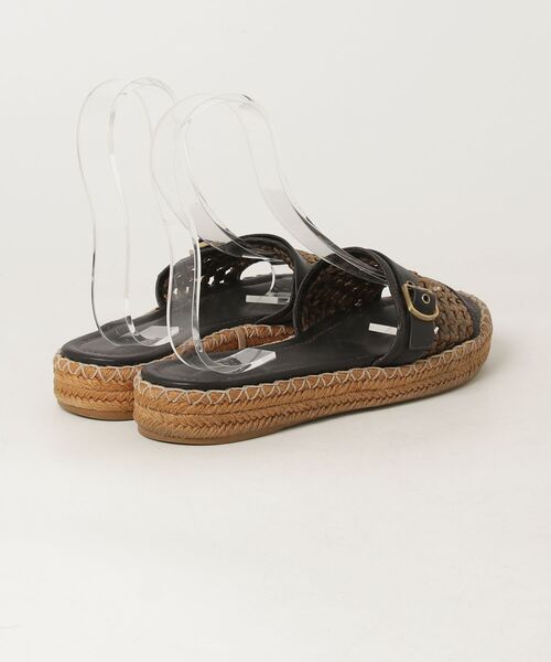 【新品未使用】CHARLES&KEITH フラットサンダル　サイズ39 CHARLES ＆ KEITH（チャールズ&キース） 「CHARLES & KEITH」 フラット