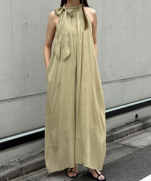 LOWO ワンピース シャイニーホルターネックリボンギャザーAライン