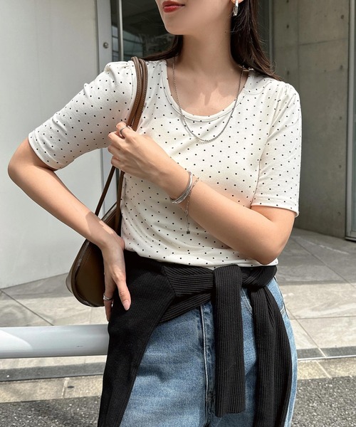 andme（アンドミー） tシャツ 半袖 ドット柄パフスリーブ半袖トップス