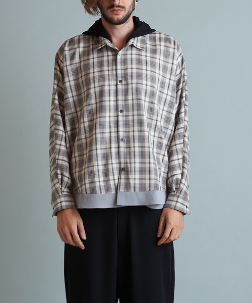 NO ID.（ノーアイディー） シャツ 「NO ID.」Switching Hemline Hood