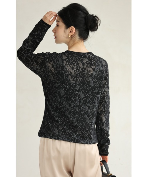 cawaii tシャツ （黒）レース模様が浮かび上がるカットソートップス