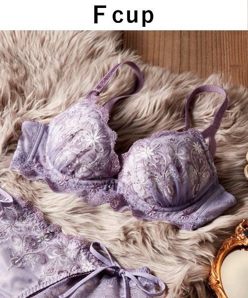 チュチュアンナ（tutuanna） ブラジャー 「グラマジック・寄せる