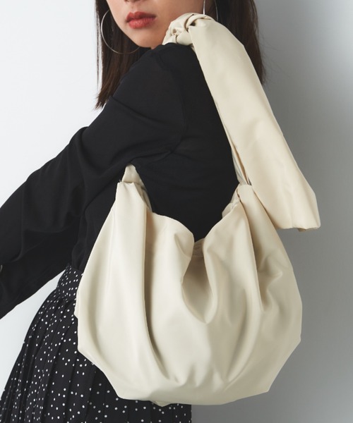 Libra Cue ショルダーバッグ バッグ リボンショルダーバッグ