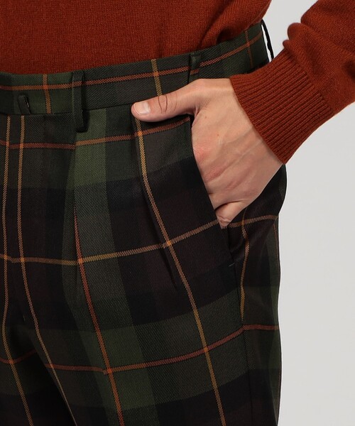 専用新品 TOMORROWLAND トゥモローランド チェック柄スラックス 48 TOMORROWLAND （トゥモローランド）の「モールグレンチェック