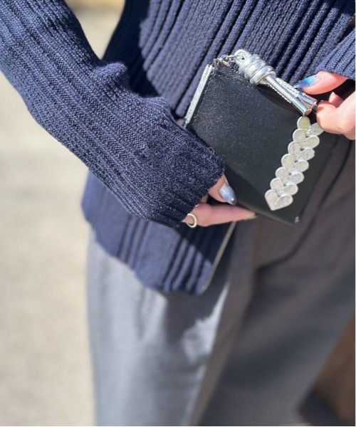 新品　atneK 財布　革製 Scrap Book 財布 「atneK」ハート刺繍L字短財布 レディース