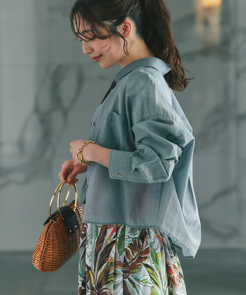 ラブティックボンボン　シアードット クロップドシャツ ブラウス La boutique Bonbon（ラブティックボンボン） ブラウス シャツ 「再販