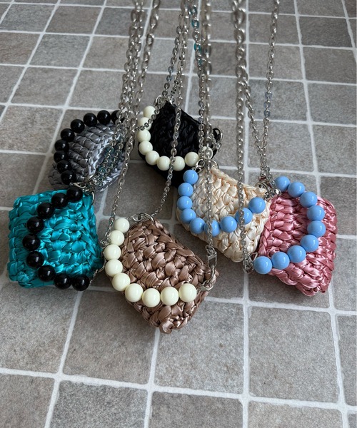 ハンドバッグ カラービーズハンドル×チェーン紐編みミニバッグ