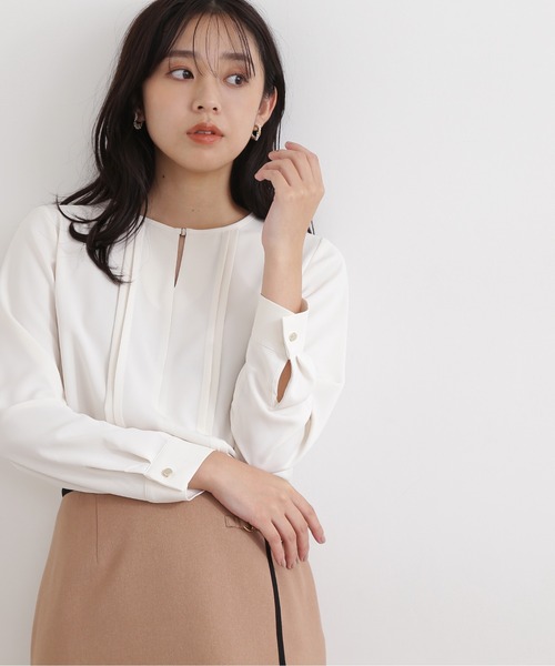 「NATURAL BEAUTY BASIC」 長袖ブラウス MEDIUM オフホワイト レディース