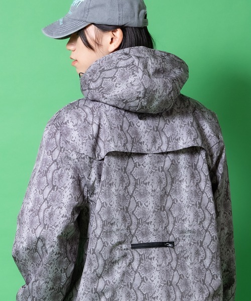 ブルゾン アウター a.p.o.v. パイソンポリオーバーサイズマウンテンパーカー メンズ レディース