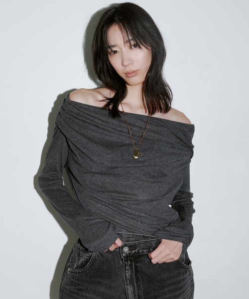 MIESROHE（ミースロエ） tシャツ オフショルダードレープトップス 
