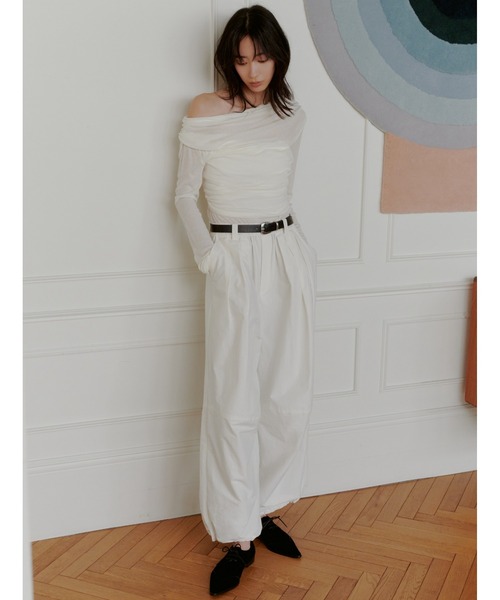 MIESROHE ドレープトップス ホワイト　未使用タグ付き MIESROHE（ミースロエ） tシャツ オフショルダードレープトップス
