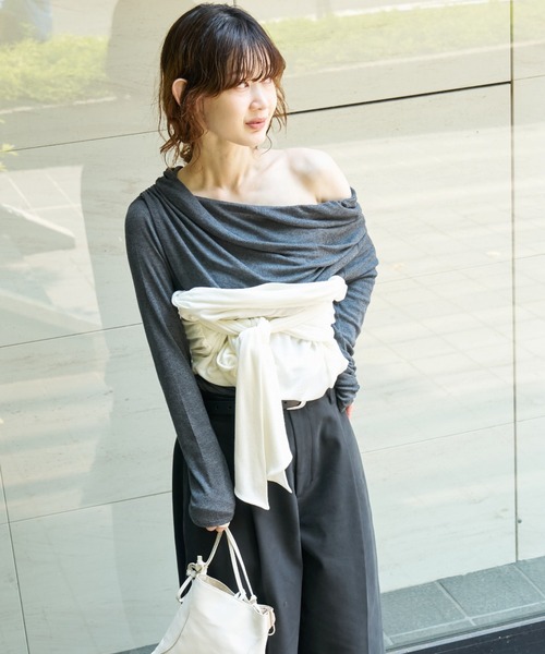 MIESROHE（ミースロエ） tシャツ オフショルダードレープトップス