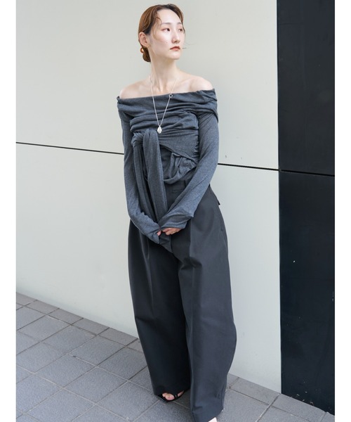 MIESROHE（ミースロエ） tシャツ オフショルダードレープトップス 