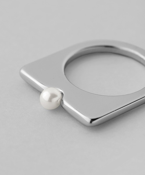 ANEMONE（アネモネ） 指輪 リング ポイントパールメタルプレートリング