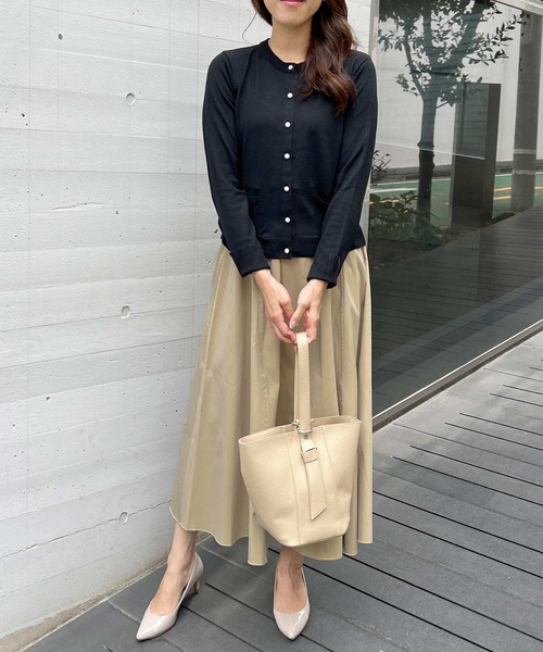 PICCIN PERLA ビジューカーディガン新品 PICCIN PERLA カーディガン ビジューボタンバイカラー