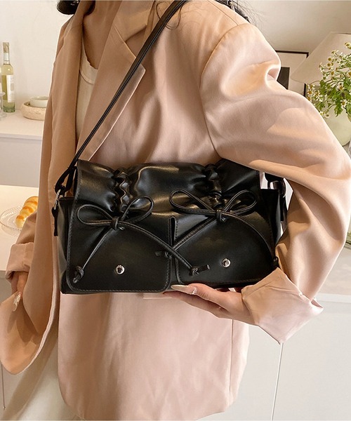 LA VORAGINE（ラ ヴォラジネ） ショルダーバッグ バッグ 紐リボン