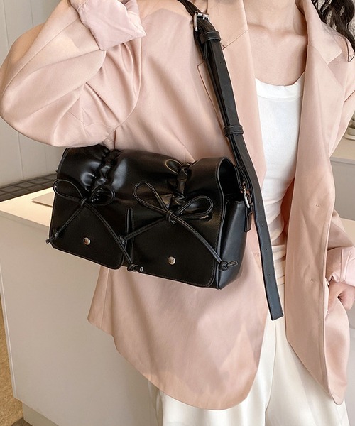 LA VORAGINE（ラ ヴォラジネ） ショルダーバッグ バッグ 紐リボン