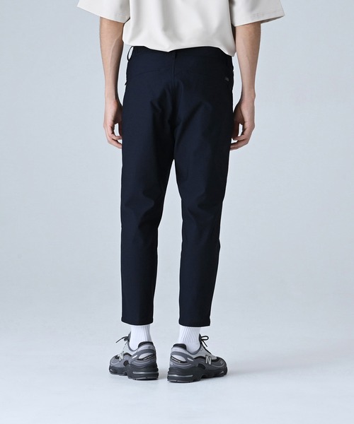 New Balance MET24 スリムテーパードパンツ ブラウン Mサイズ New Balance｜MET24 Slim Tapered Pants | Rakuten Fashion(楽天