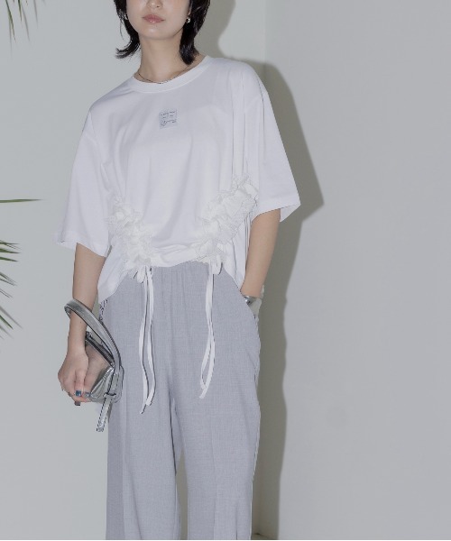 新品　今季　エイミーロウ　サイドフリル ドロスト クロップドTシャツ　ブラック サイドフリル ドロスト クロップドTシャツ（Tシャツ/カットソー