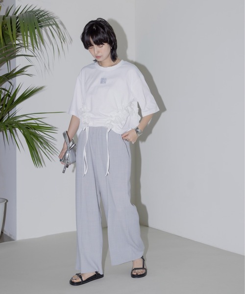 新品　今季　エイミーロウ　サイドフリル ドロスト クロップドTシャツ　ブラック サイドフリル ドロスト クロップドTシャツ Eimee Law│Eimee Law
