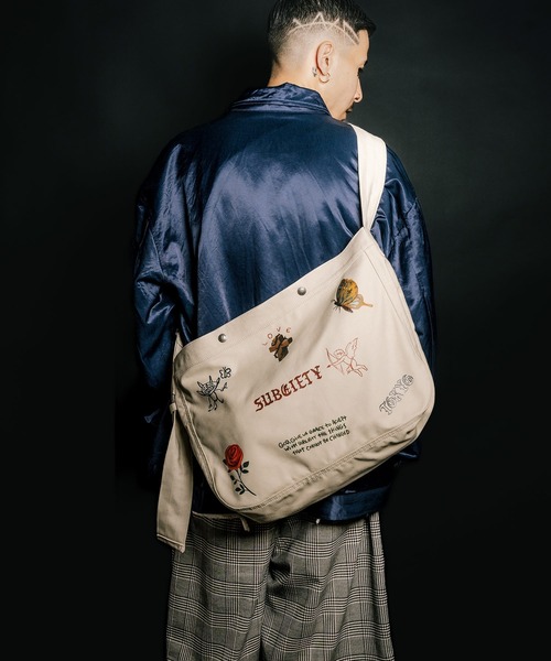 Subciety（サブサエティ） ショルダーバッグ Memorial newspaper bag