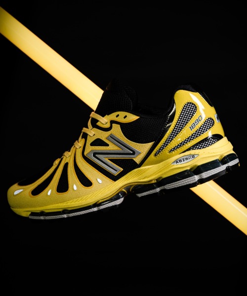 New Balance メンズランニングシューズ（色：イエロー系）｜シューズ