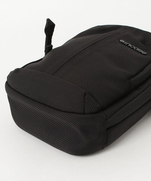 incase（インケース） ショルダーストラップ ショルダーバッグ