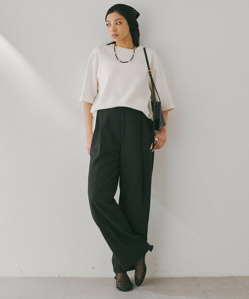 「Whim Gazette」 スラックス 36 ベージュ レディースの画像