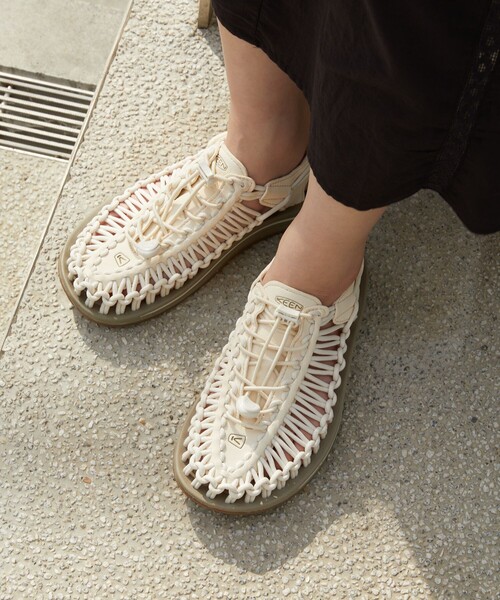 「FREAK'S STORE」 「KEEN」フラットサンダル 24.0cm ブラウン レディース