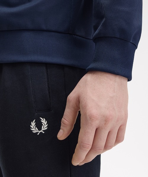 Fred Perry ネイビー　トラックジャケット　ウィメンズ FRED PERRY フレッドペリー トラックジャケット メンズ Two