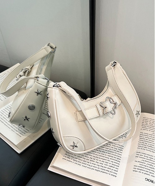 LA VORAGINE ショルダーバッグ バッグ 星柄ハーフムーン