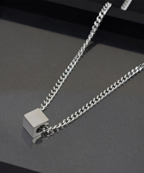 SBG by 7JEWELRY ネックレス ステンレスキューブモチーフネックレス
