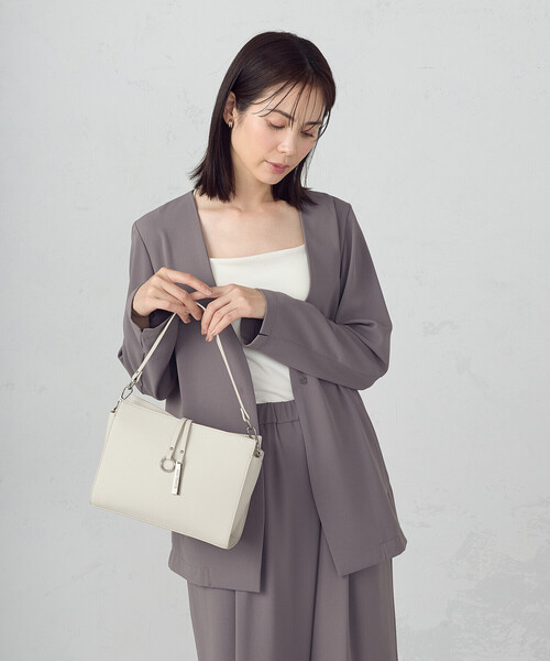 最終値下げ　宮城舞　EM　ショルダーバッグ EM SQUARE SHOULDER BAG